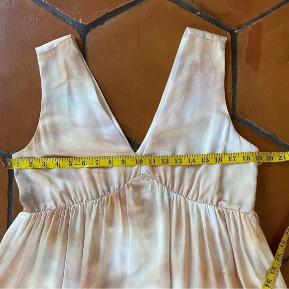 NEW H&M Women’s Watercolor Floor Length V Neck Sleeveless Dress Medium M NWT - Picture 4 of 9
